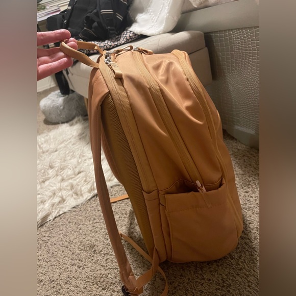 All in Motion backpack - Picture 3 of 8